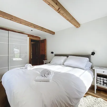 Nid De Moineau Chalet